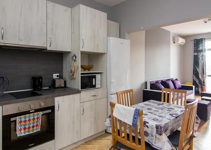 Super Flat In * 바르나